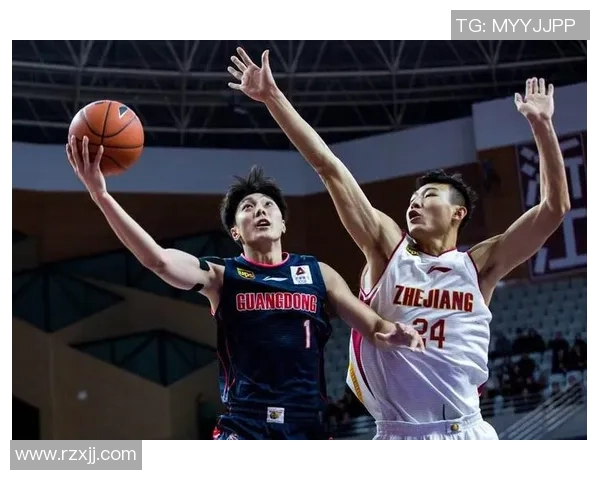 上海篮球队荣登实力排行榜首位引发热议各队表现分析