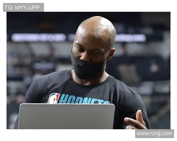 广州篮球队配合问题引发热议球迷与专家各执己见探讨未来发展方向